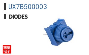 UX7B500003