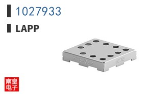 1027933
