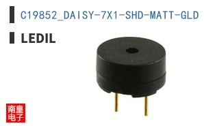 C19852_DAISY-7X1-SHD-MATT-GLD