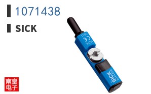 1071438