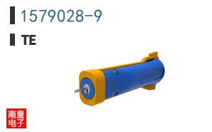1579028-9