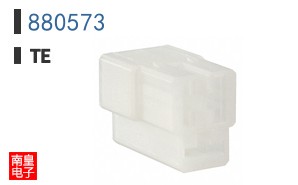 880573