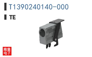 T1390240140-000