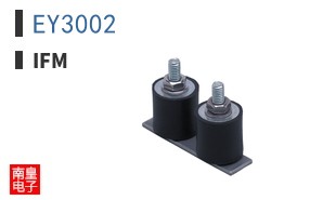 EY3002